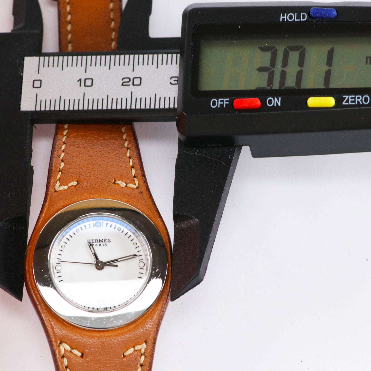 Vintage Hermès Paris Ladies Quartz Watch Early 2000s · Circa 2003 · Swiss Made