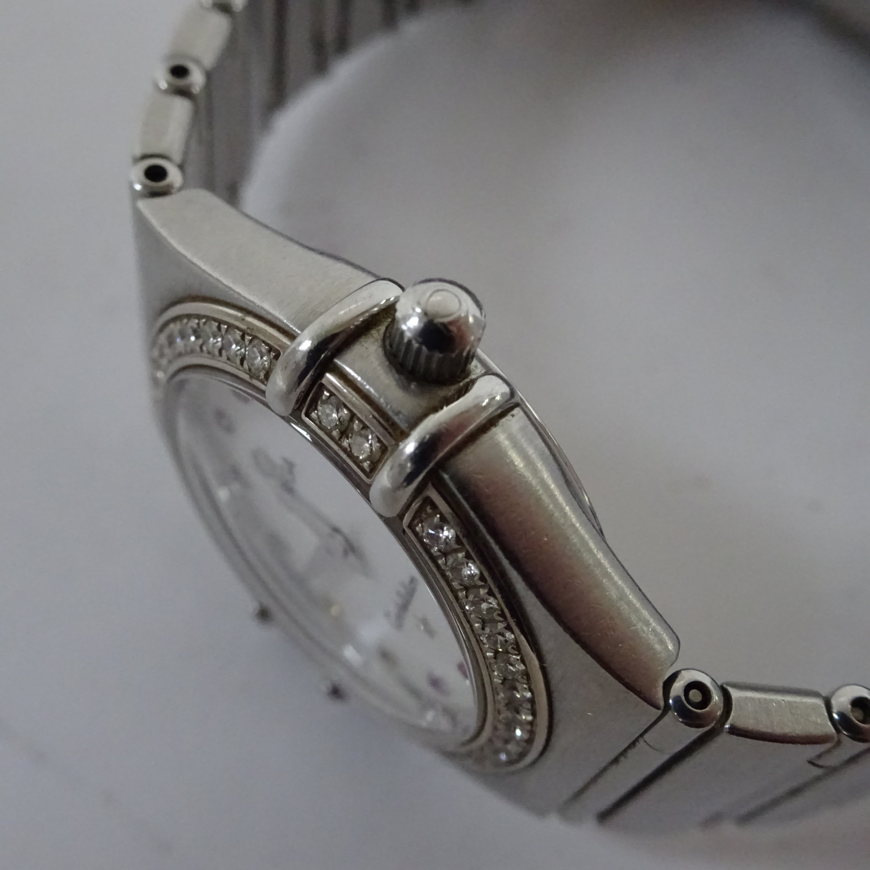 OMEGA Constellation レディースウォッチ 12Pマルチカラーストーン ダイヤベゼル クォーツ ヴィンテージ