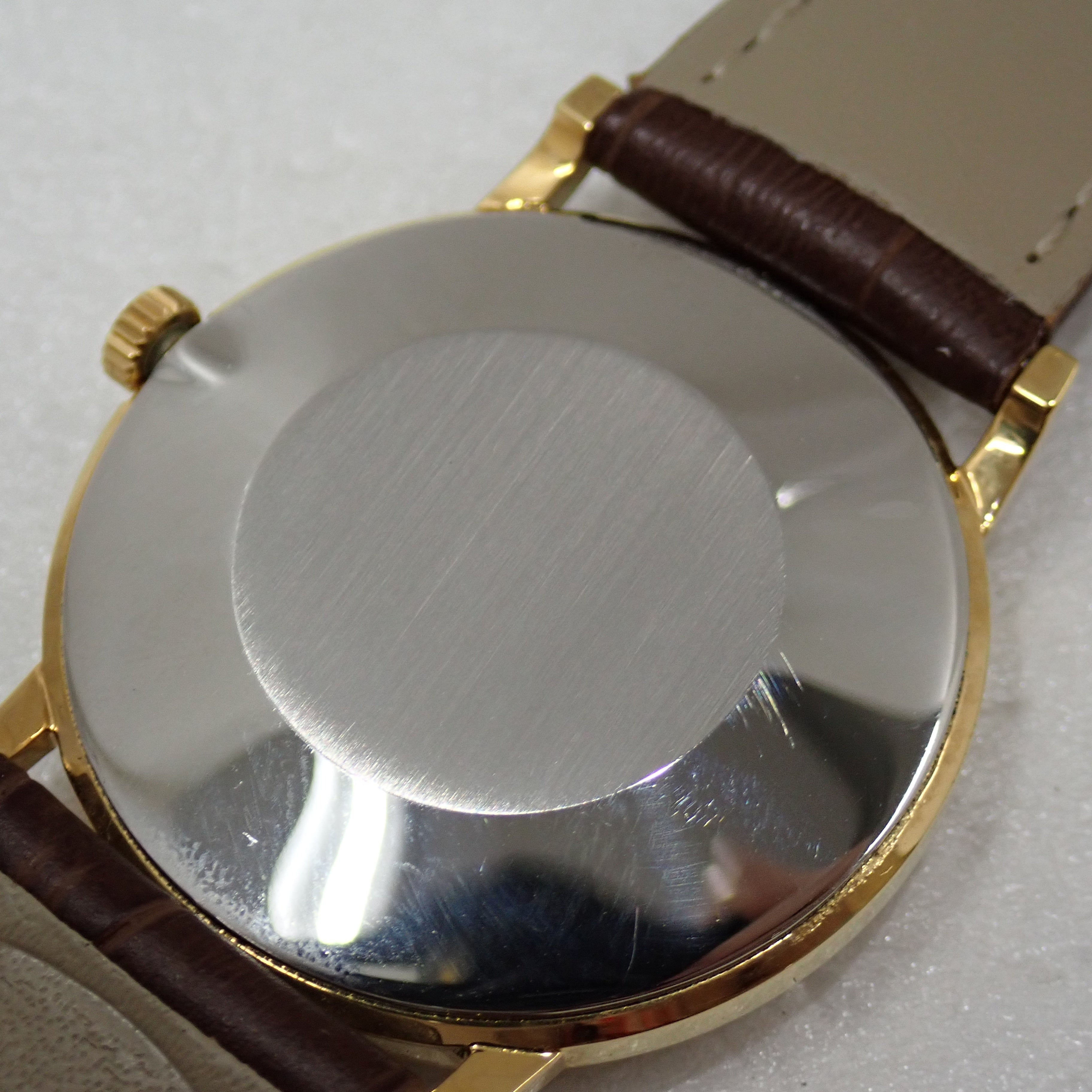 OMEGA De Ville レディースウォッチ ゴールドダイヤル ローマンインデックス クォーツ ヴィンテージ