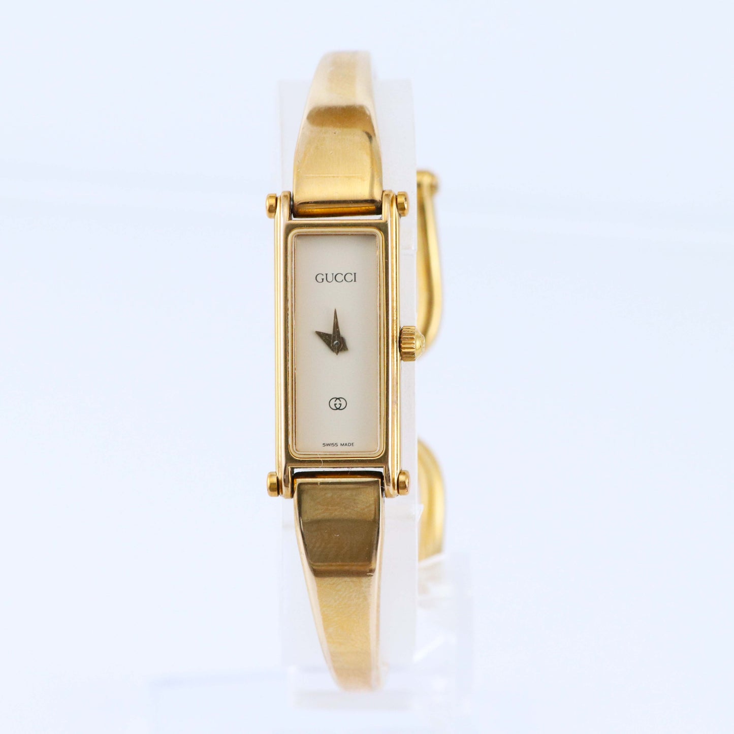 Vintage Gucci 1500L Gold Bracelet Watch – Swiss Made, 1990s