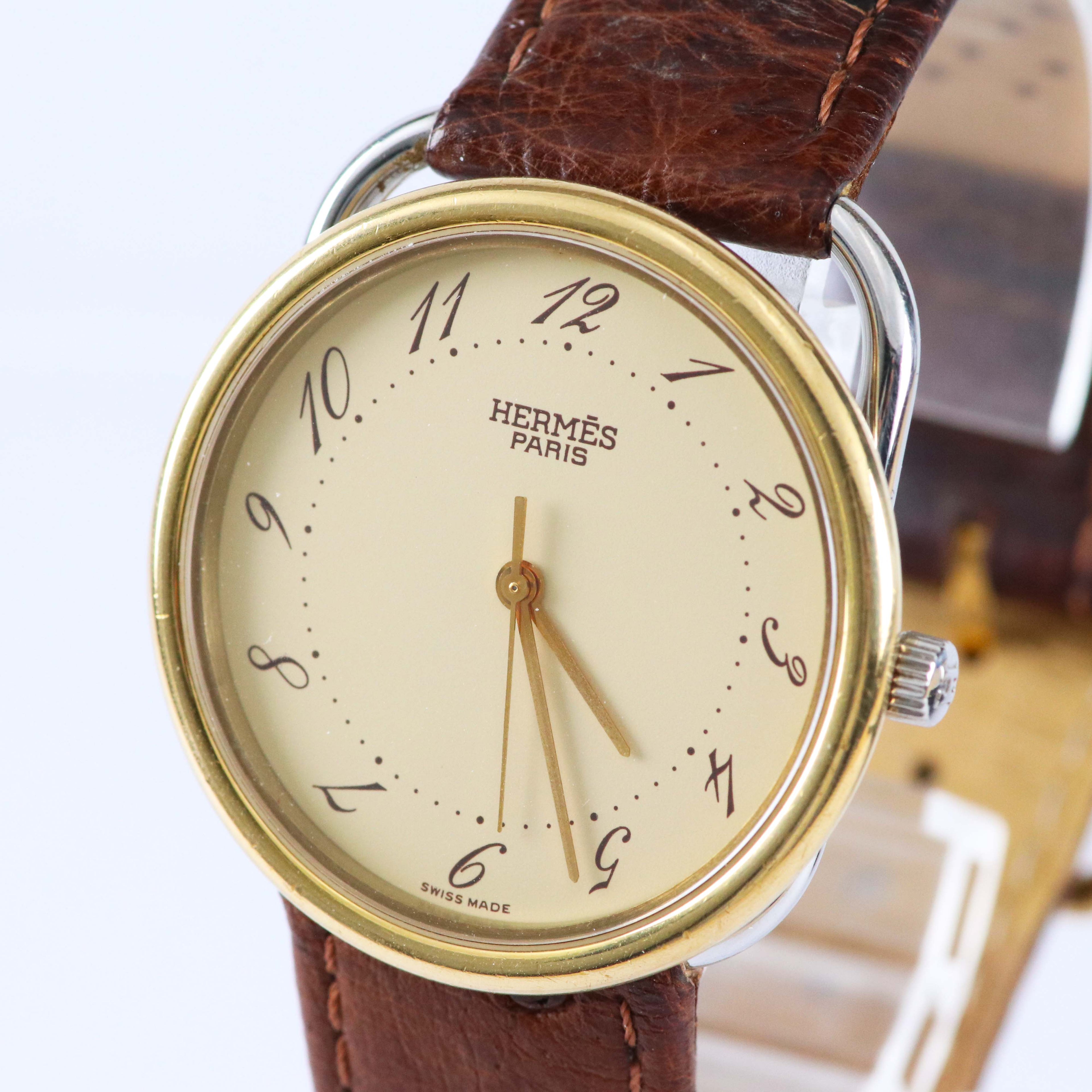 HERMÈS PARIS ヴィンテージウォッチ クォーツ GPケース 約33mm アイボリーダイヤル エルメス